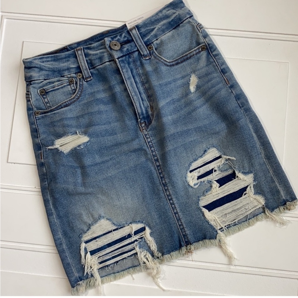 NWT American Eagle Curvy High Rise Mini Denim Skirt Size 00 - Picture 2 of 7